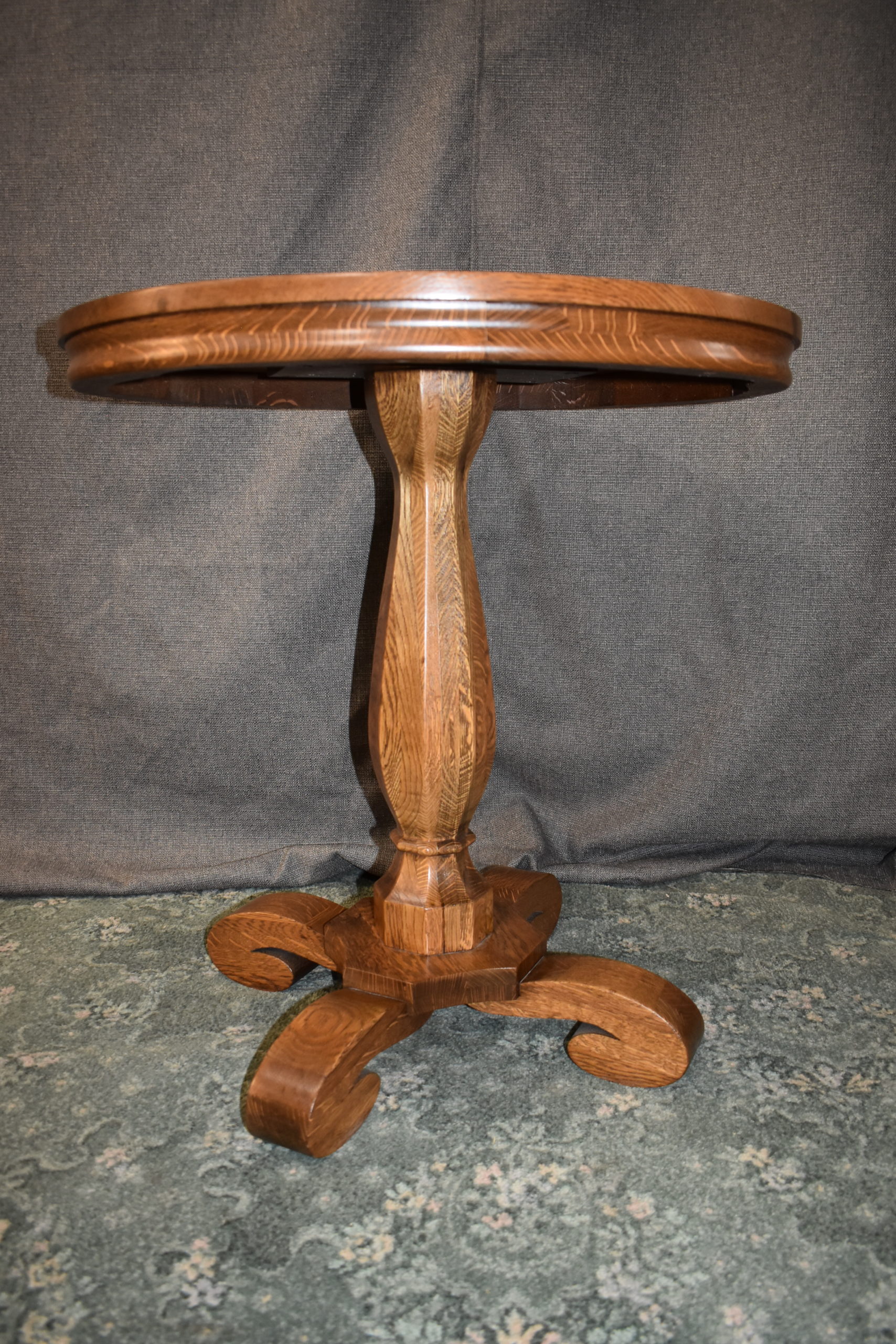 Quarter Sawn Oak Round Center Table
